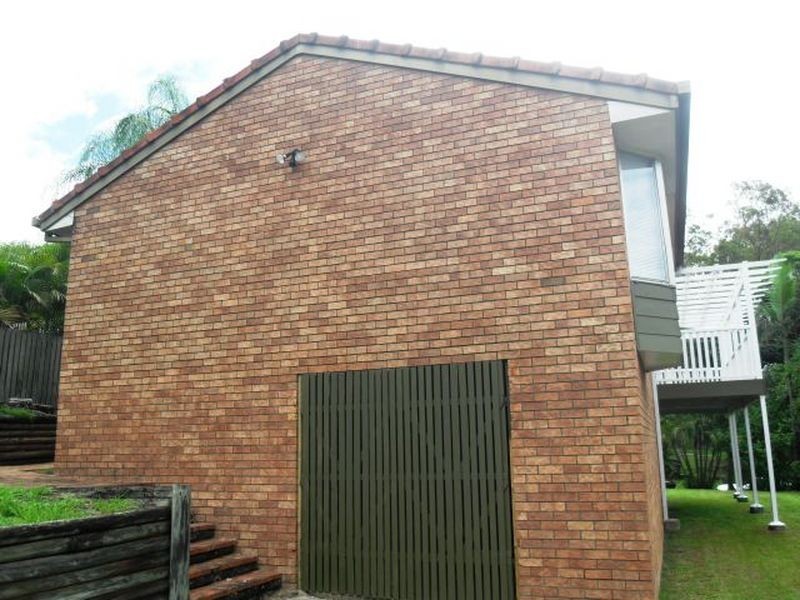 8 Sherwood Crescent, Bellbird Park QLD 4300