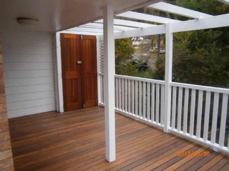 8 Sherwood Crescent, Bellbird Park QLD 4300