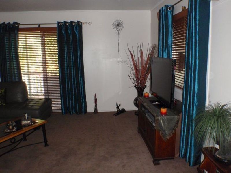 22 Nile Street, Riverview QLD 4303
