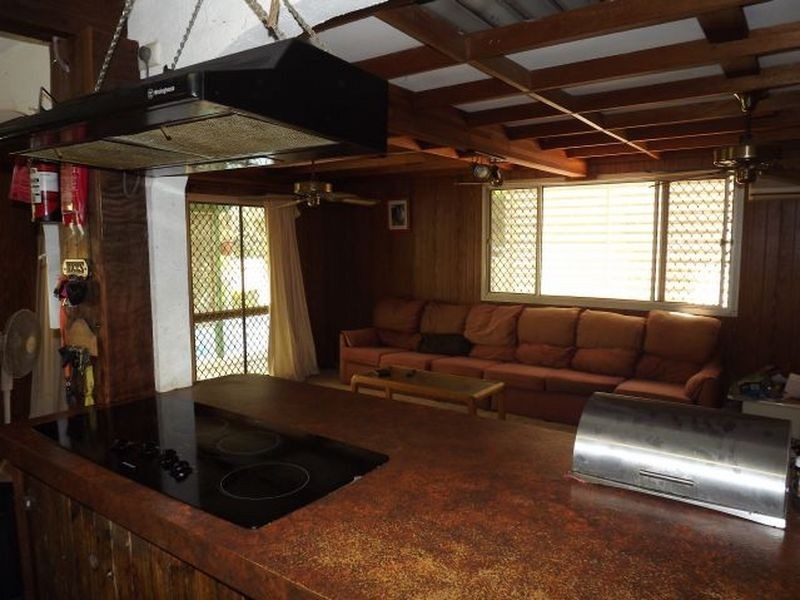 51 Cairns Road, Camira QLD 4300