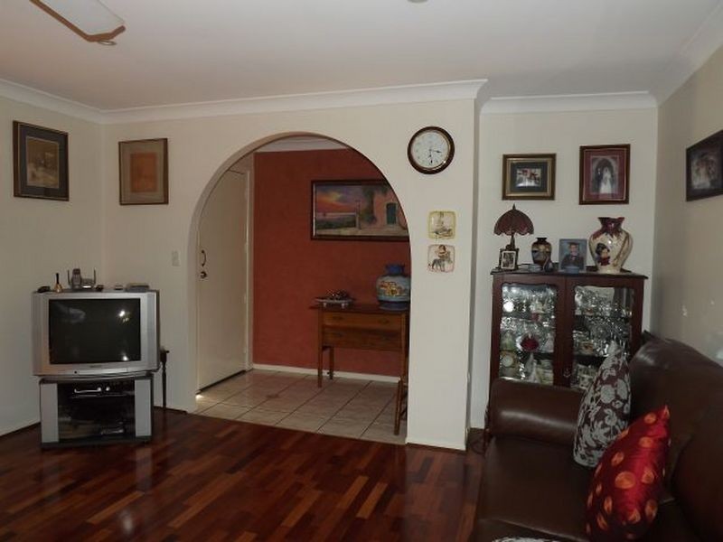 246 Old Logan Road, Camira QLD 4300