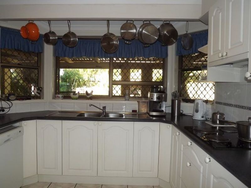 246 Old Logan Road, Camira QLD 4300