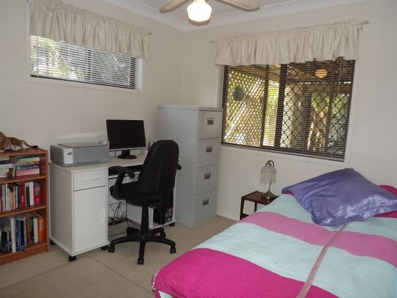 246 Old Logan Road, Camira QLD 4300