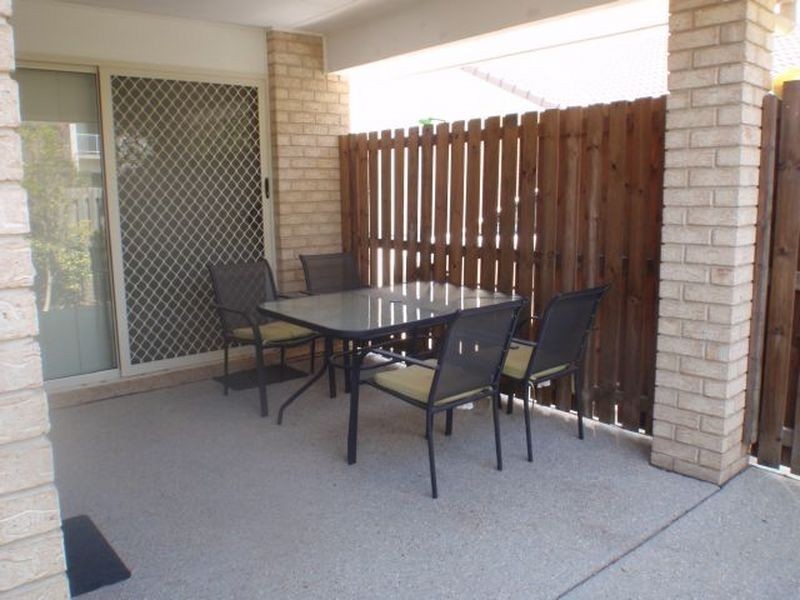 54/8 Rosegum Place, Redbank Plains QLD 4301