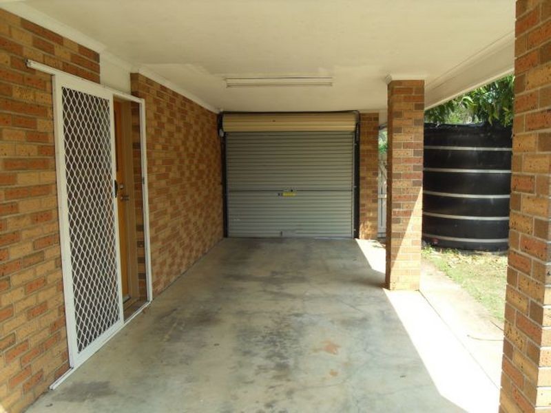 1 Brolga Court, Bundamba QLD 4304