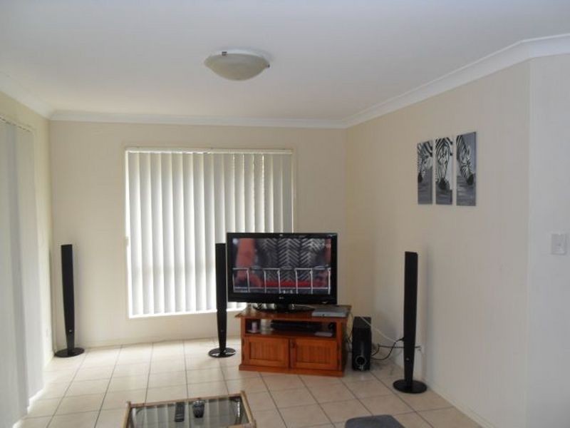 93 Anna Drive, Raceview QLD 4305