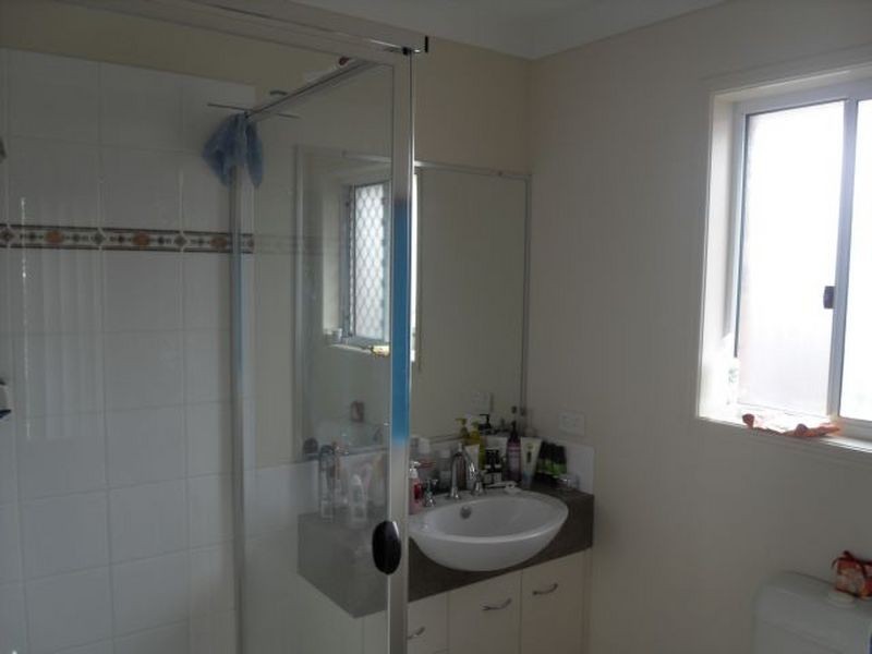 93 Anna Drive, Raceview QLD 4305