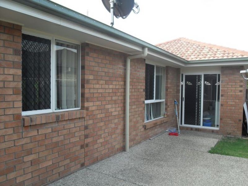 93 Anna Drive, Raceview QLD 4305