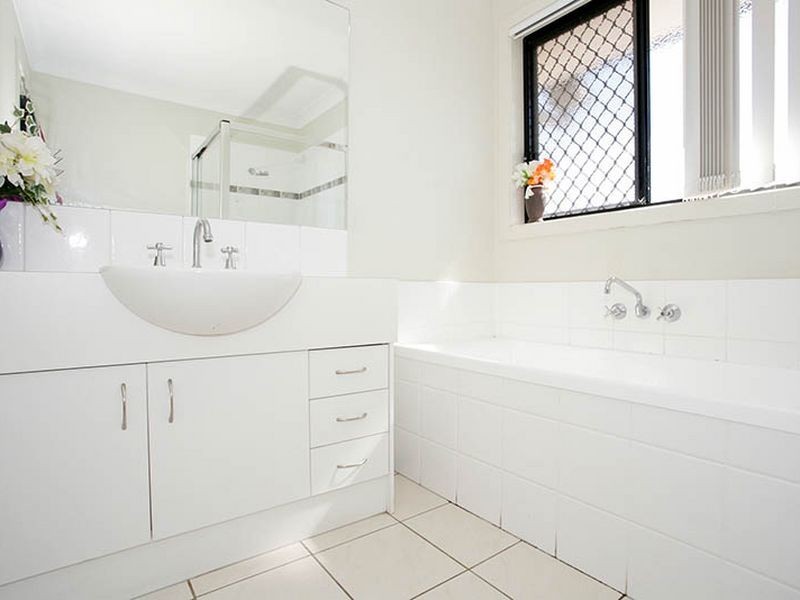 26 Penrose Circuit, Redbank Plains QLD 4301