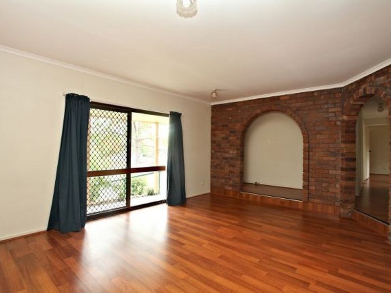 6 Aegean Close, Jamboree Heights QLD 4074