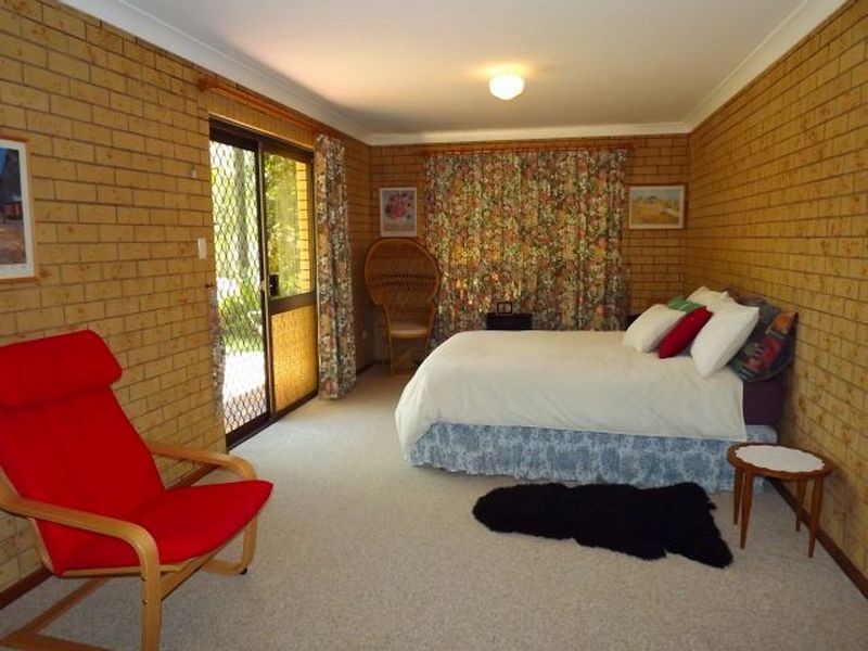 104 Hayes Avenue, Camira QLD 4300