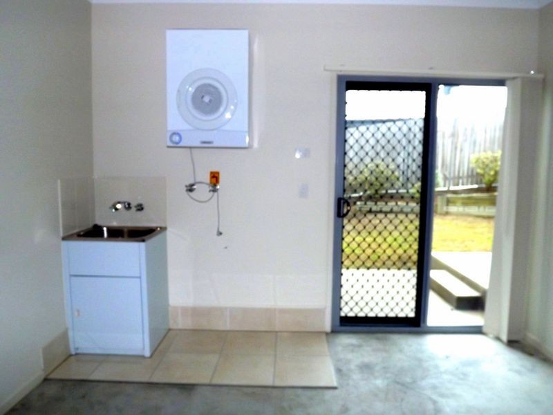 8 Kinglake Avenue, Springfield Lakes QLD 4300