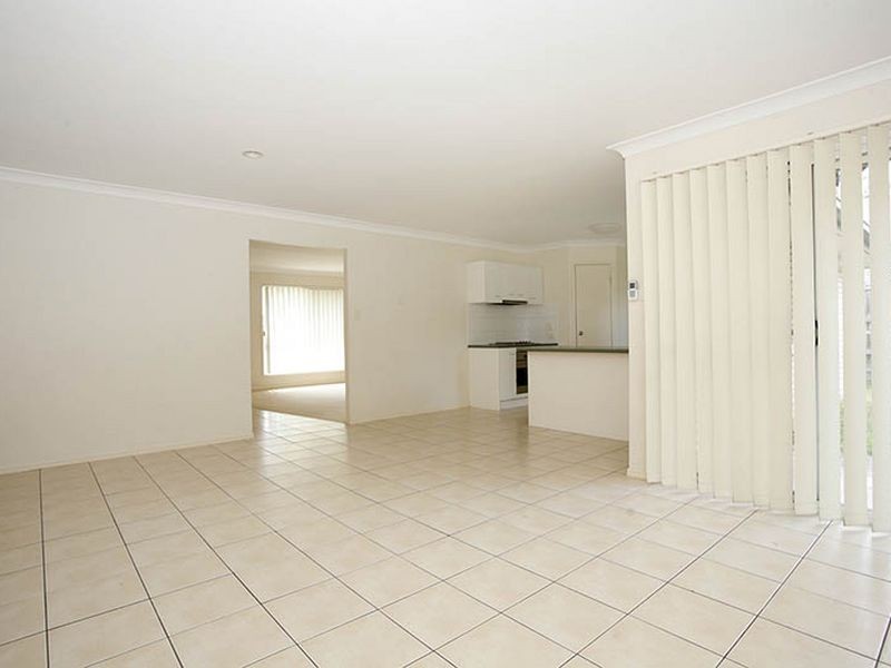 18 Attwood Way, Goodna QLD 4300