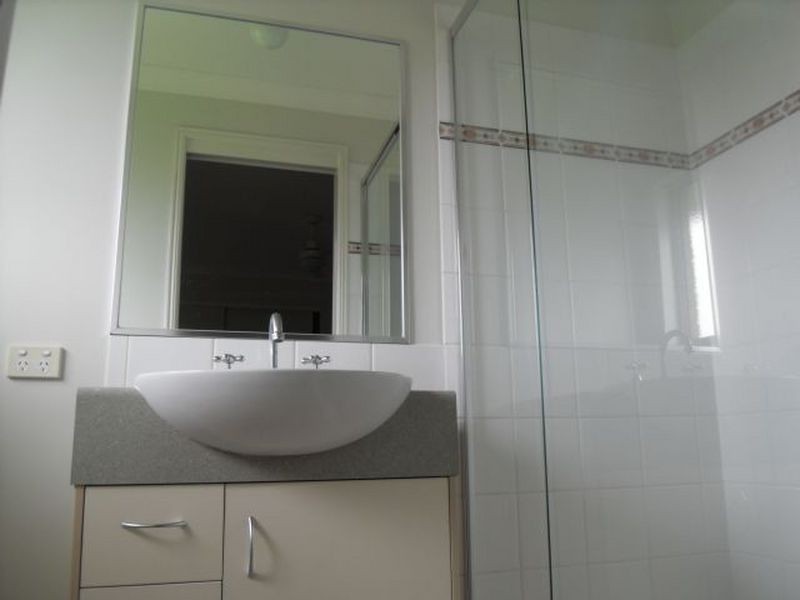 107 Anna Drive, Raceview QLD 4305