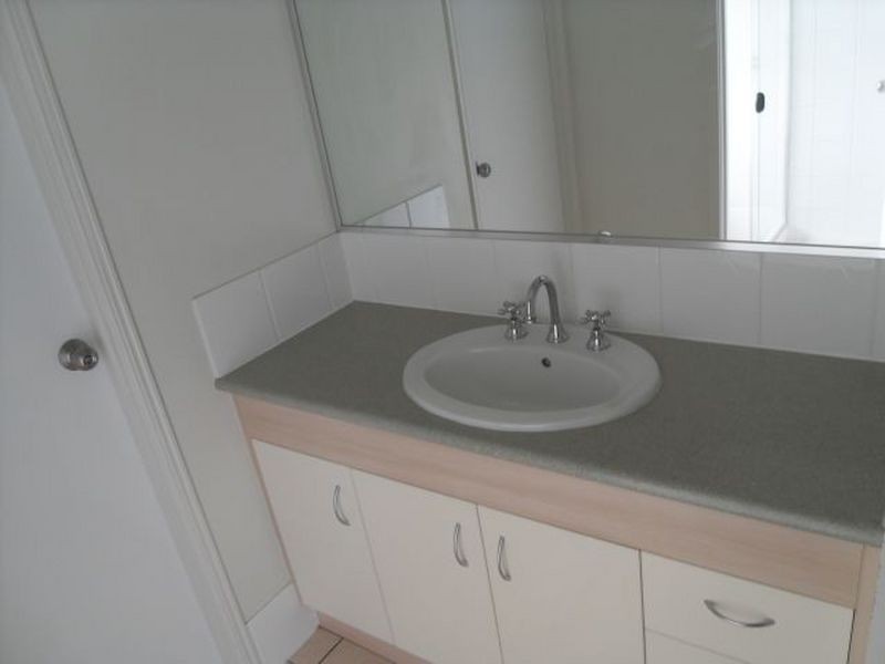 107 Anna Drive, Raceview QLD 4305