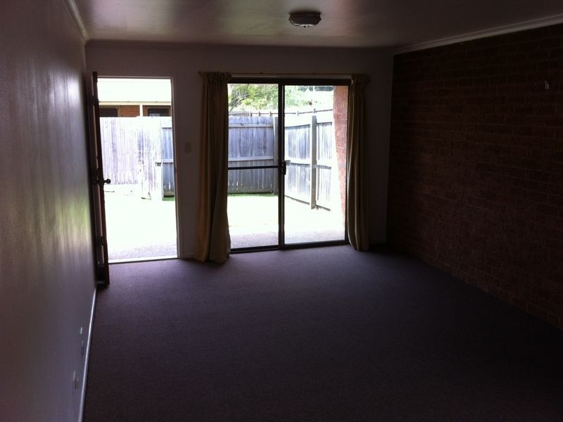 1/296 Redbank Plains Road, Bellbird Park QLD 4300