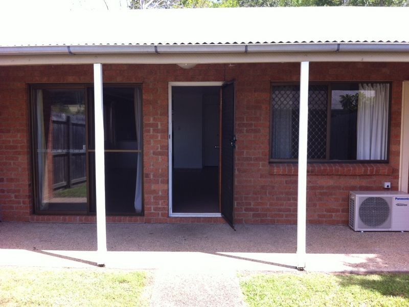 1/296 Redbank Plains Road, Bellbird Park QLD 4300
