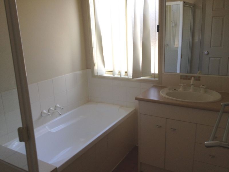 19 De Valera Street, Collingwood Park QLD 4301