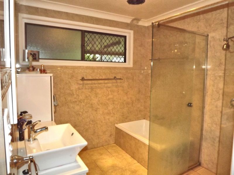 40 Halletts Road, Redbank Plains QLD 4301