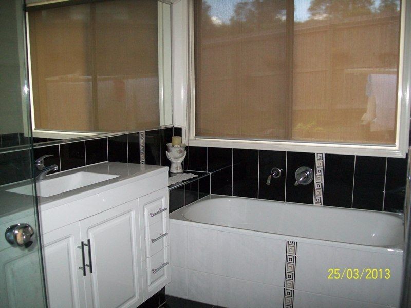 6 Ridge View Place, Springfield Lakes QLD 4300