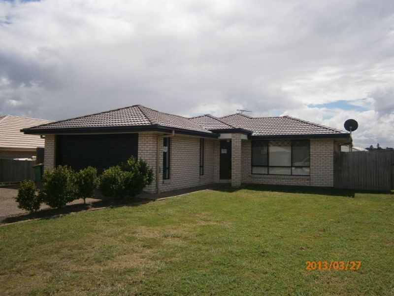 14 Dornoch Crescent, Raceview QLD 4305