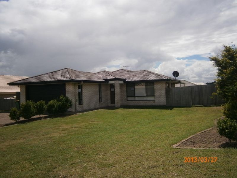14 Dornoch Crescent, Raceview QLD 4305