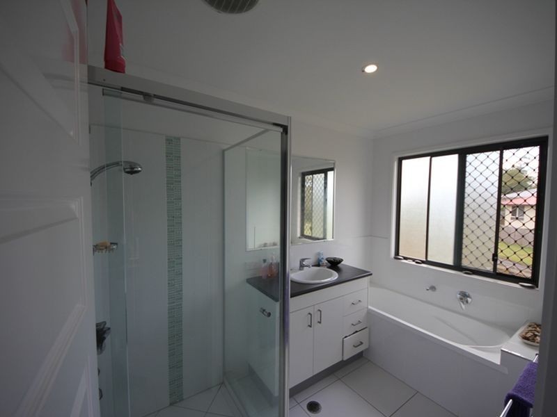 13 Conway Street, Riverview QLD 4303