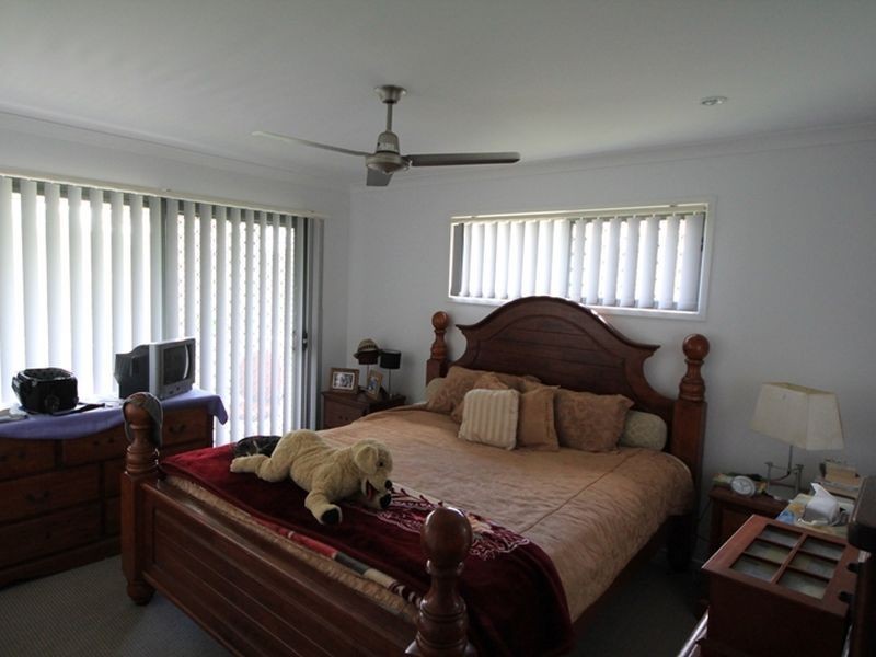 13 Conway Street, Riverview QLD 4303