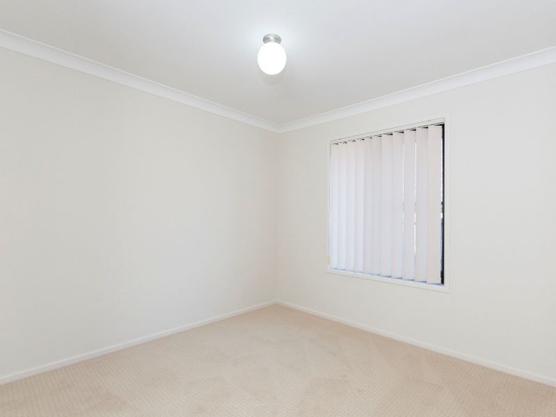 6 Dewhurst Crescent, Raceview QLD 4305
