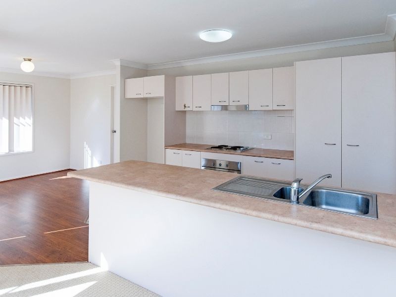 6 Dewhurst Crescent, Raceview QLD 4305