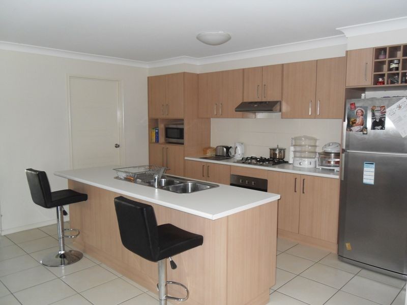 15 Sophie Street, Raceview QLD 4305