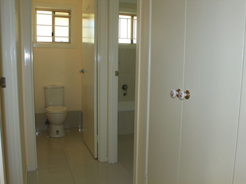 16/25A Mill Road, Goodna QLD 4300