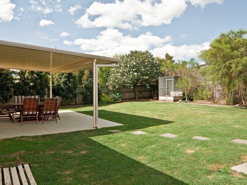 38 Rockman Drive, Raceview QLD 4305