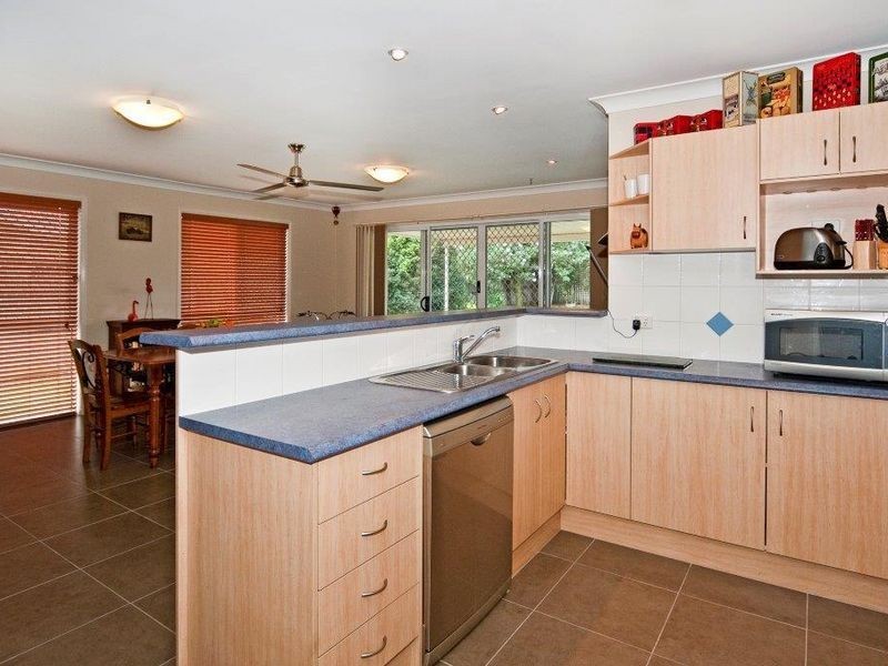 38 Rockman Drive, Raceview QLD 4305