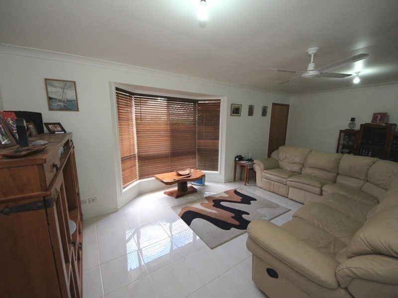 14 Weinholt Crescent, Gailes QLD 4300