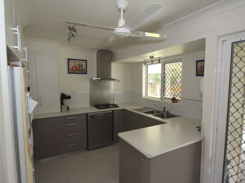 14 Weinholt Crescent, Gailes QLD 4300