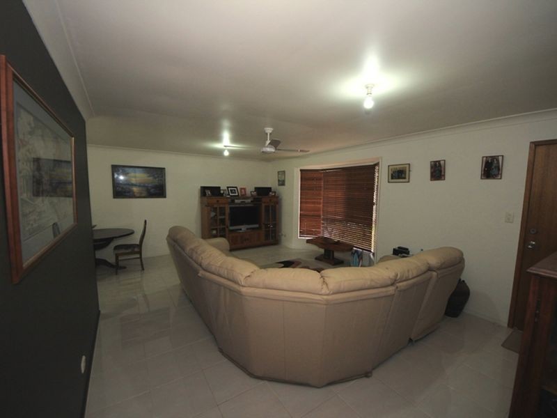 14 Weinholt Crescent, Gailes QLD 4300