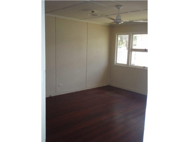 13 Southhampton Road, Carole Park QLD 4300