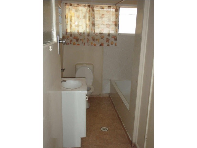 13 Southhampton Road, Carole Park QLD 4300