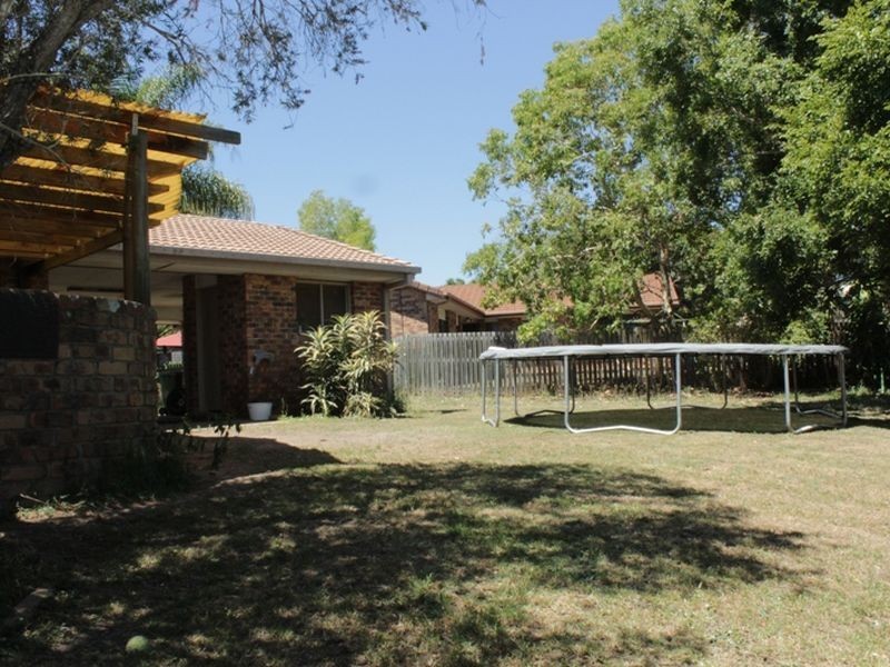 5 Yarrow Court, Redbank Plains QLD 4301