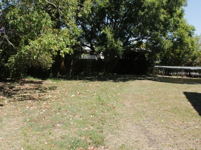 5 Yarrow Court, Redbank Plains QLD 4301