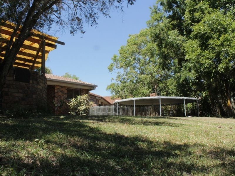 5 Yarrow Court, Redbank Plains QLD 4301