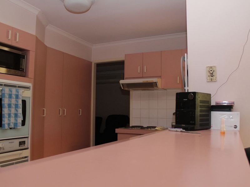 5 Yarrow Court, Redbank Plains QLD 4301