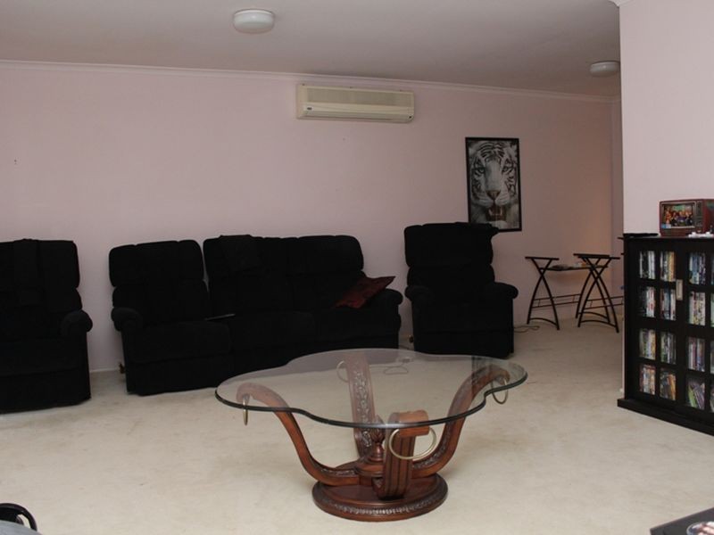 5 Yarrow Court, Redbank Plains QLD 4301