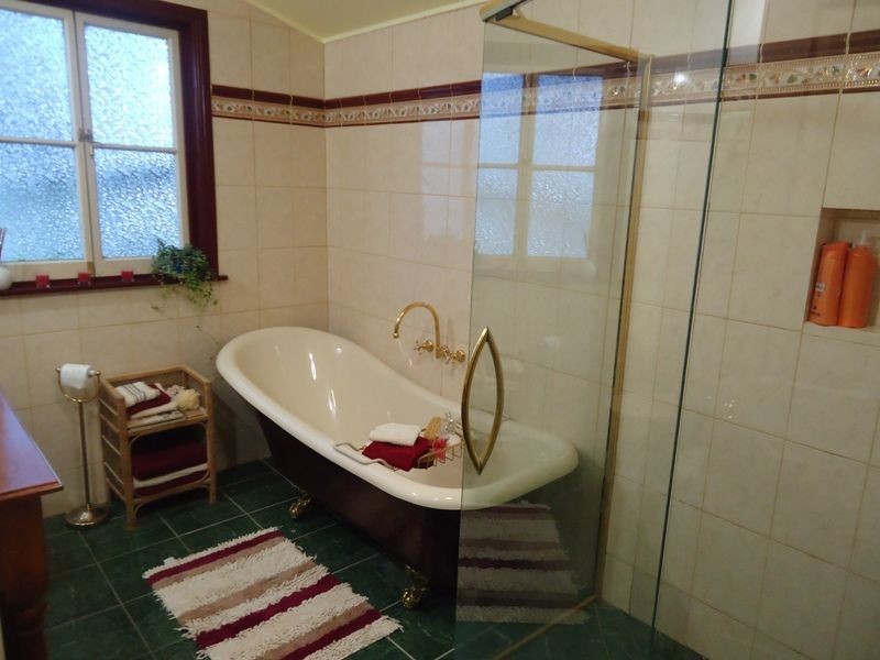 71 Nerreman Road, Wivenhoe Pocket QLD 4306