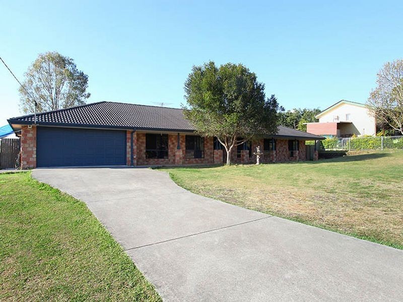 11 Bruce Street, Redbank Plains QLD 4301