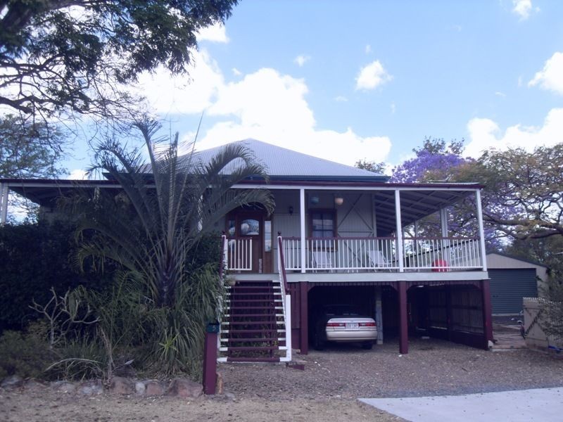 5 Brisbane Road, Redbank QLD 4301
