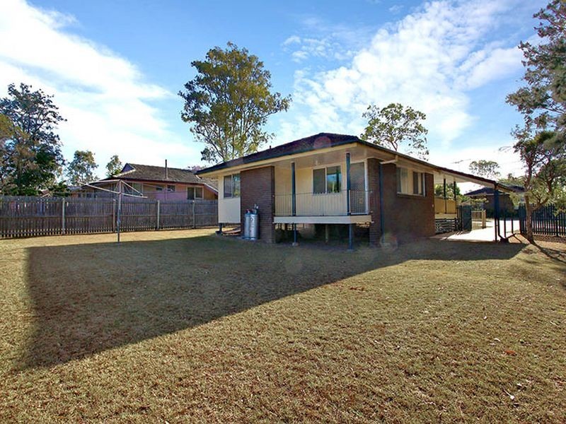 9 Davies Street, Riverview QLD 4303