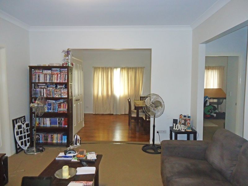 16 Kitchener Street, Booval QLD 4304