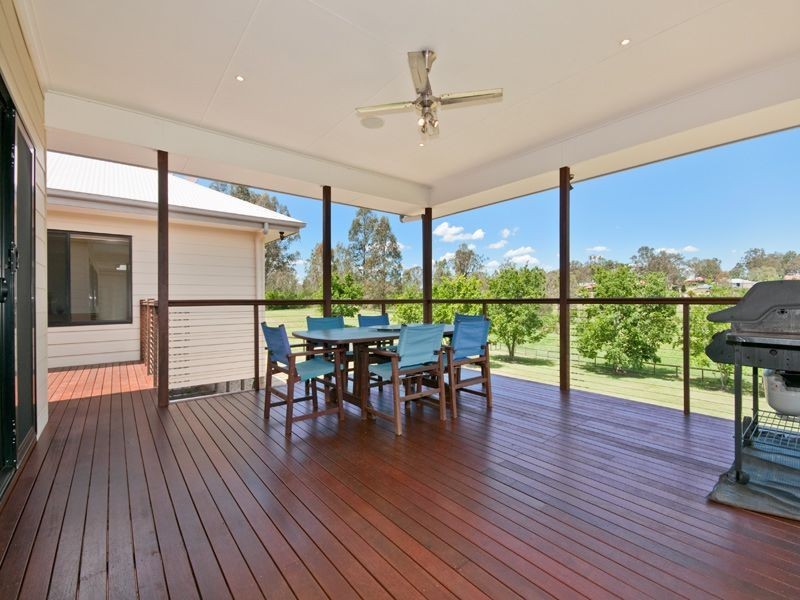 25 Lintrose Terrace, Karalee QLD 4306